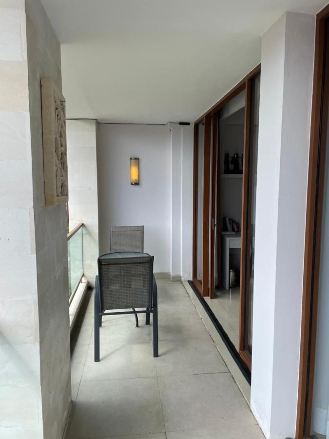 Stylish 2 Bedroom Penthouse Apt, Newly Refreshed, 50 Mbps, Pool, Gym, Resto Kuta Lombok Exteriör bild